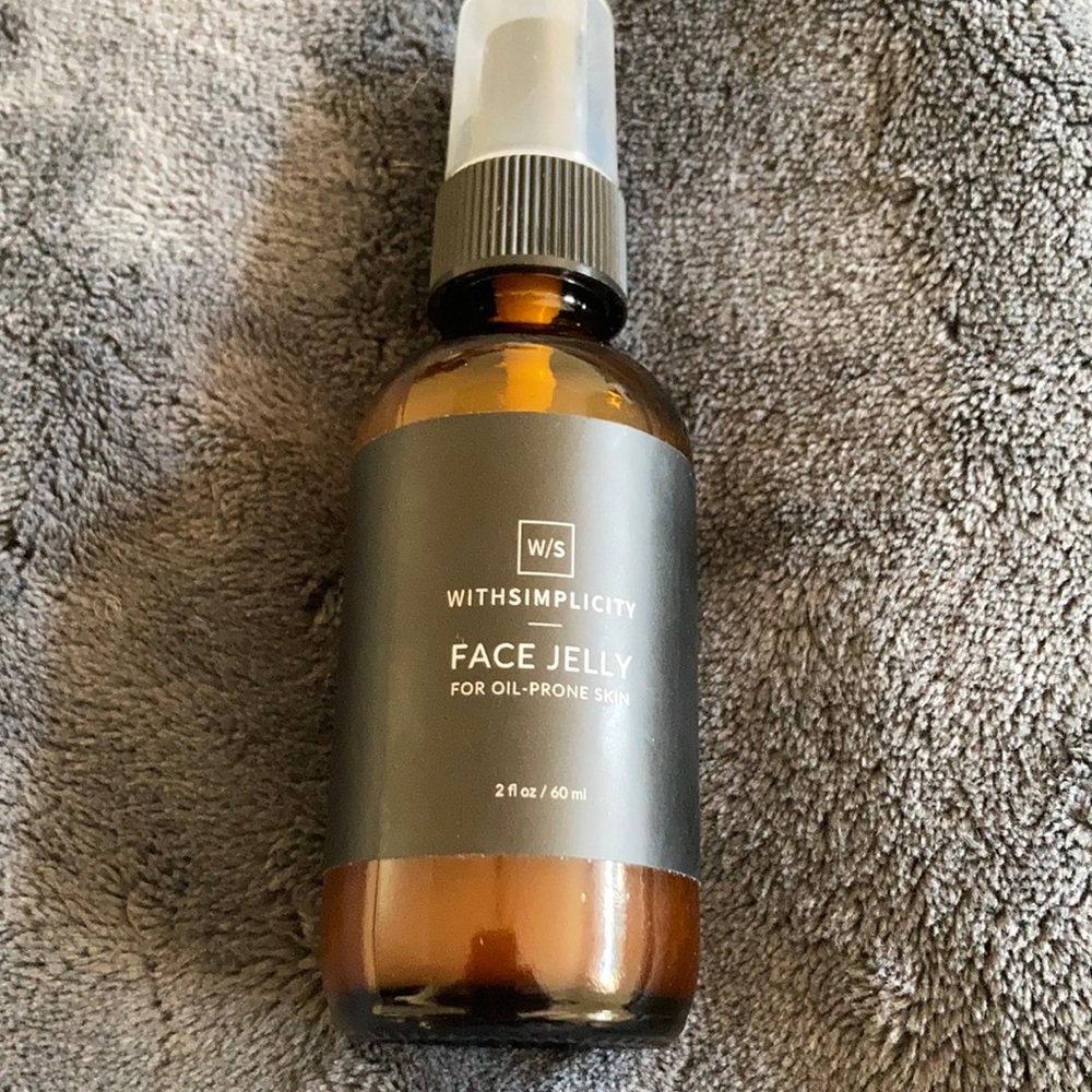 W/S withsimplicity face jelly